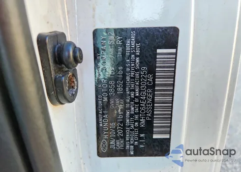 2016 Hyundai Veloster Turbo из США, поврежденный, VIN KMHTC6AE4GU302259